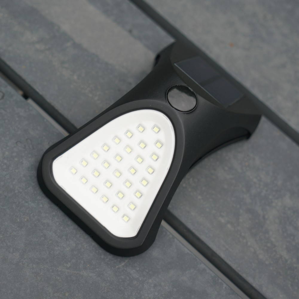 Mr. X Solar Motion Sensor Wall Light