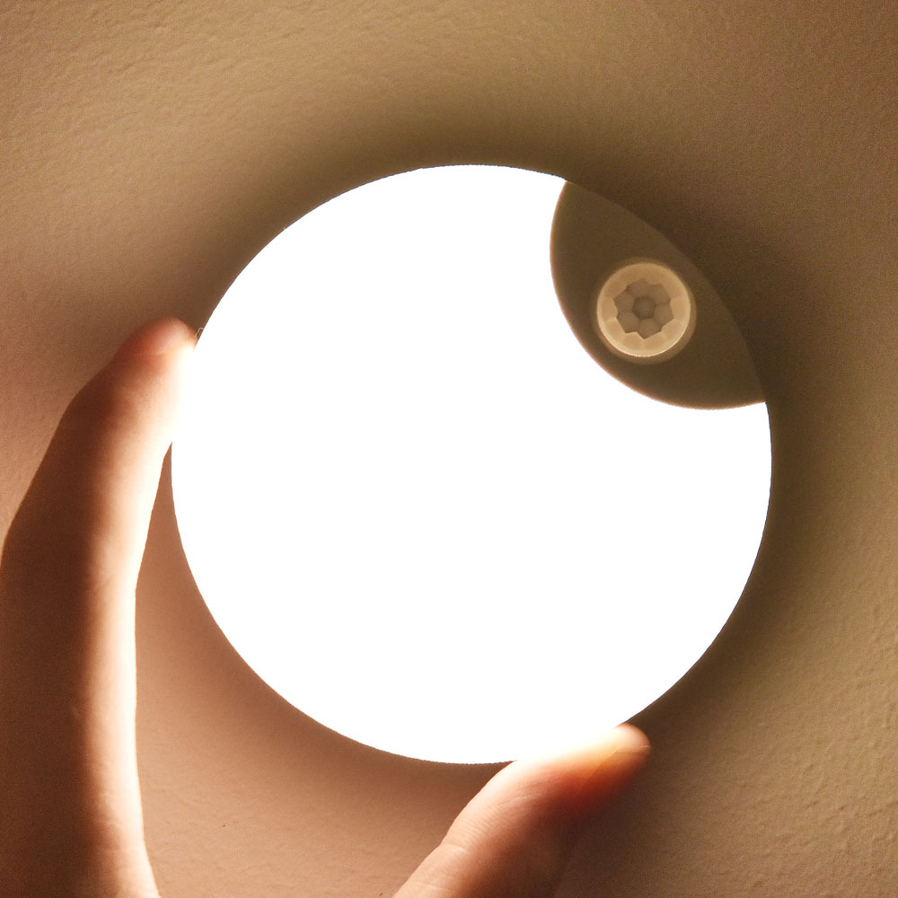 Moon-shaped sensor night light